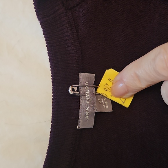 Ann Taylor Sweater XS - Picture 4 of 5
